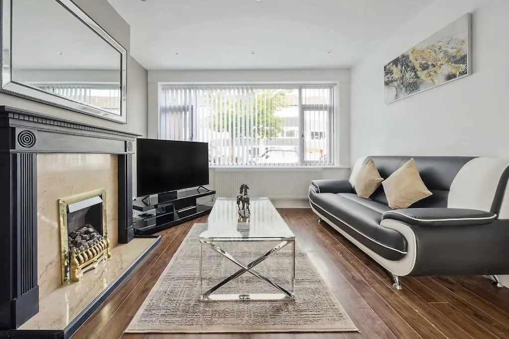 House In Heald Green Village Manchester United Kingdom