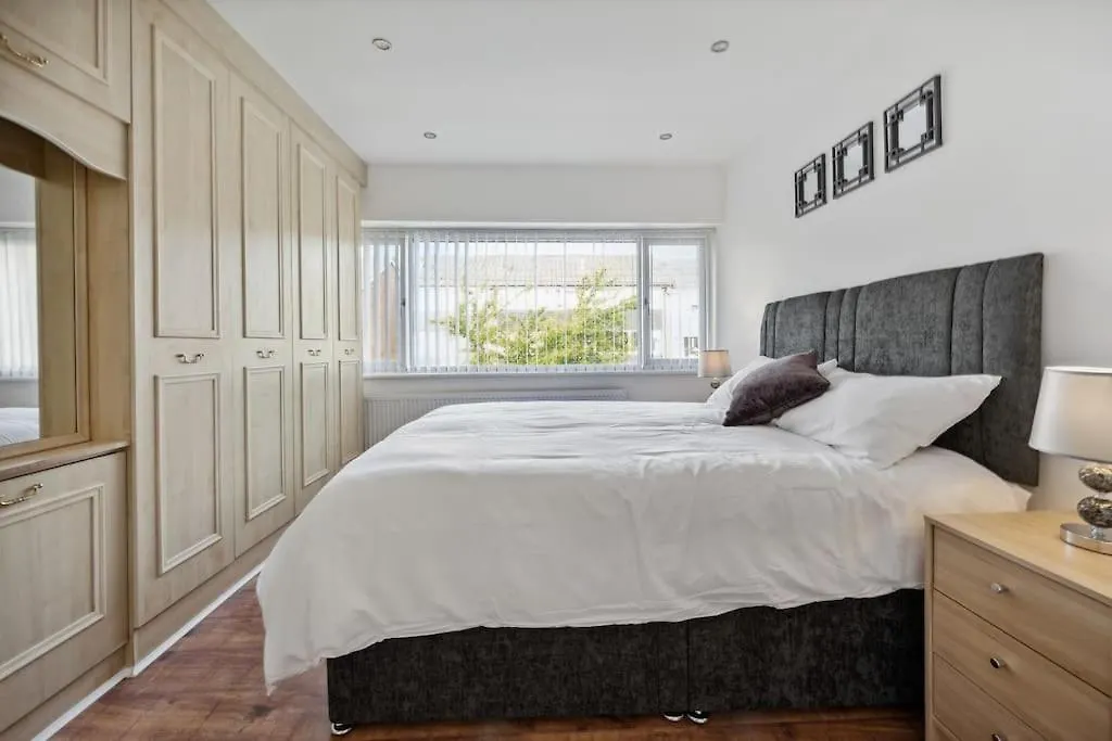 House In Heald Green Village Manchester United Kingdom